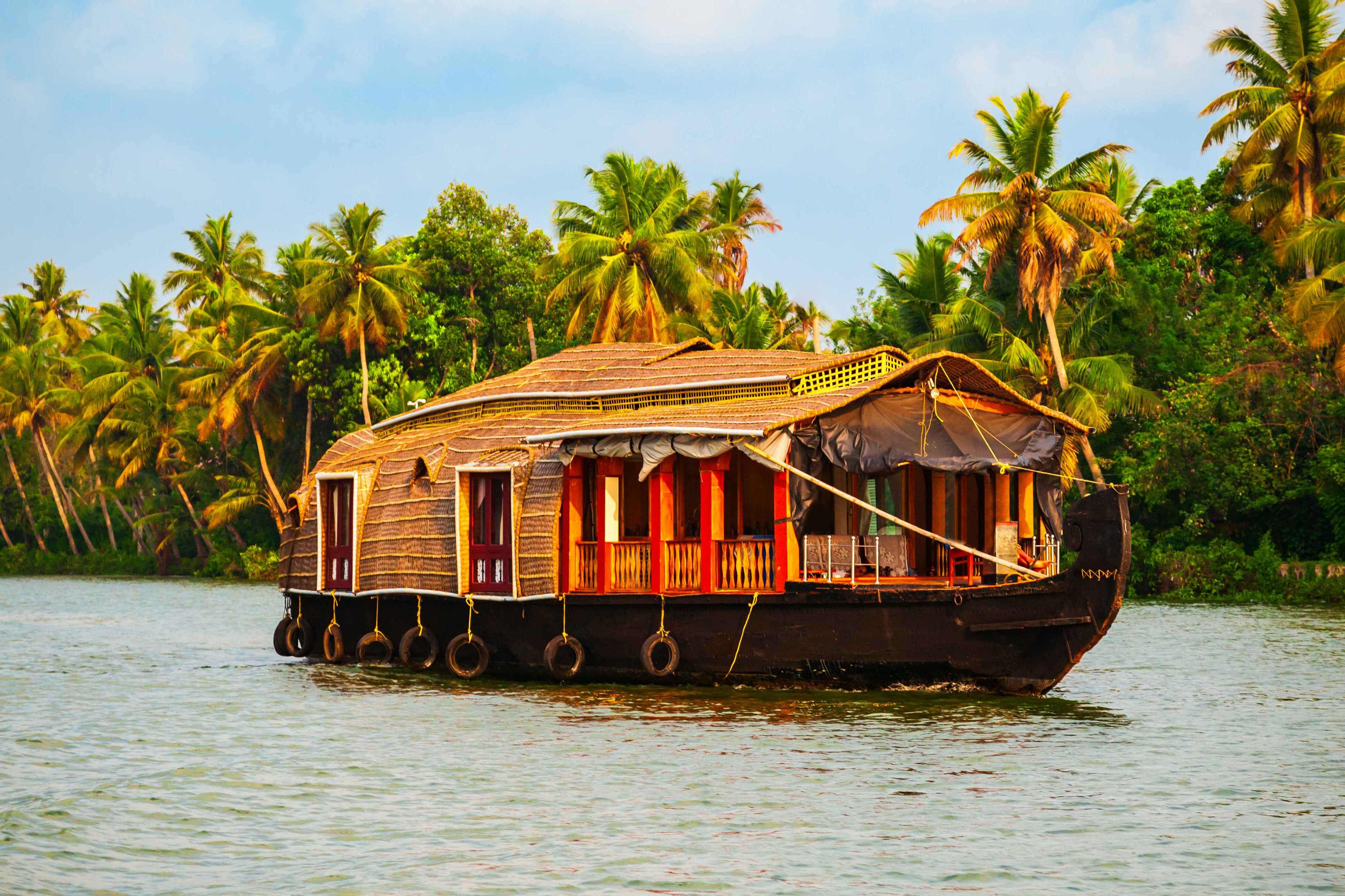 Why Kerala Is A Must-Visit Destination For Nature Lovers?