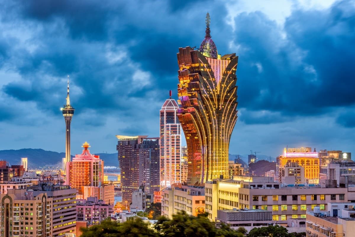 Hong Kong: How To Make The Vacay Short Yet Interesting?