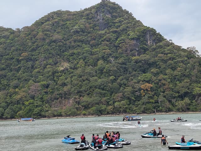 Review Image 8
